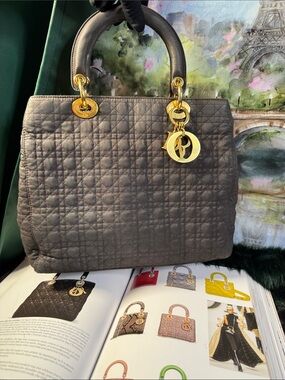Vintage cloth Dior brown handbag 11.5”X10”X4” HD 4”